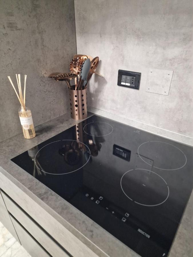 In Pieno Centro Storico Antico Quadrilatero Apartment โบโลญญา ภายนอก รูปภาพ