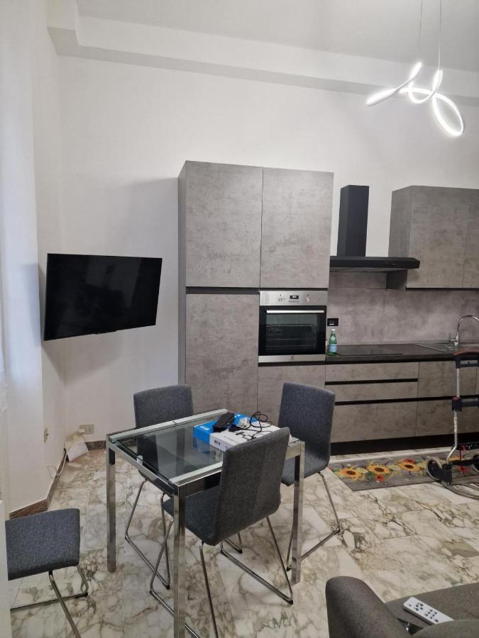 In Pieno Centro Storico Antico Quadrilatero Apartment โบโลญญา ภายนอก รูปภาพ